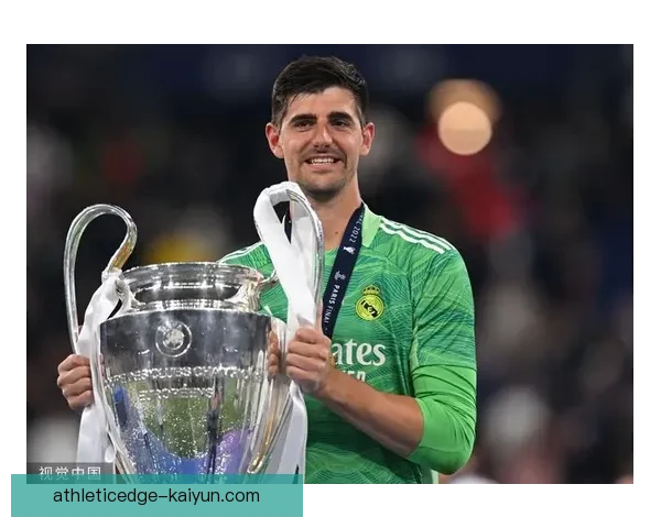 伊萨克无球跑动展现惊人天赋，助力球队迎来关键胜利状态回暖。